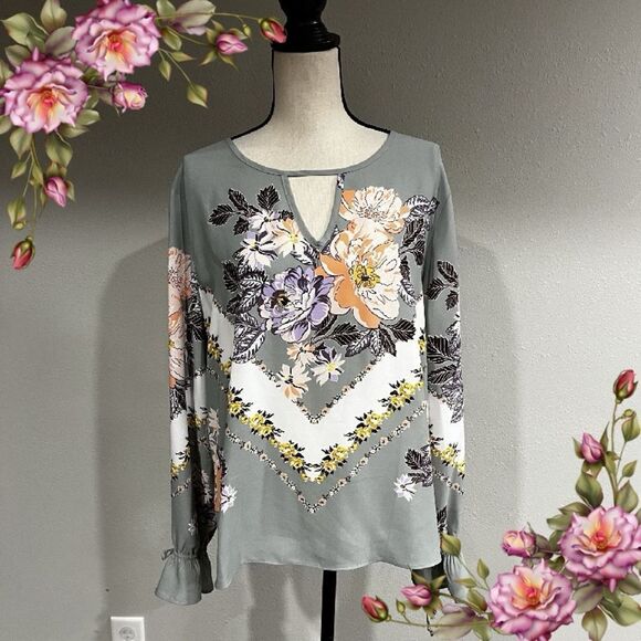 Maurice’s floral long sleeve blouse - Picture 1 of 13